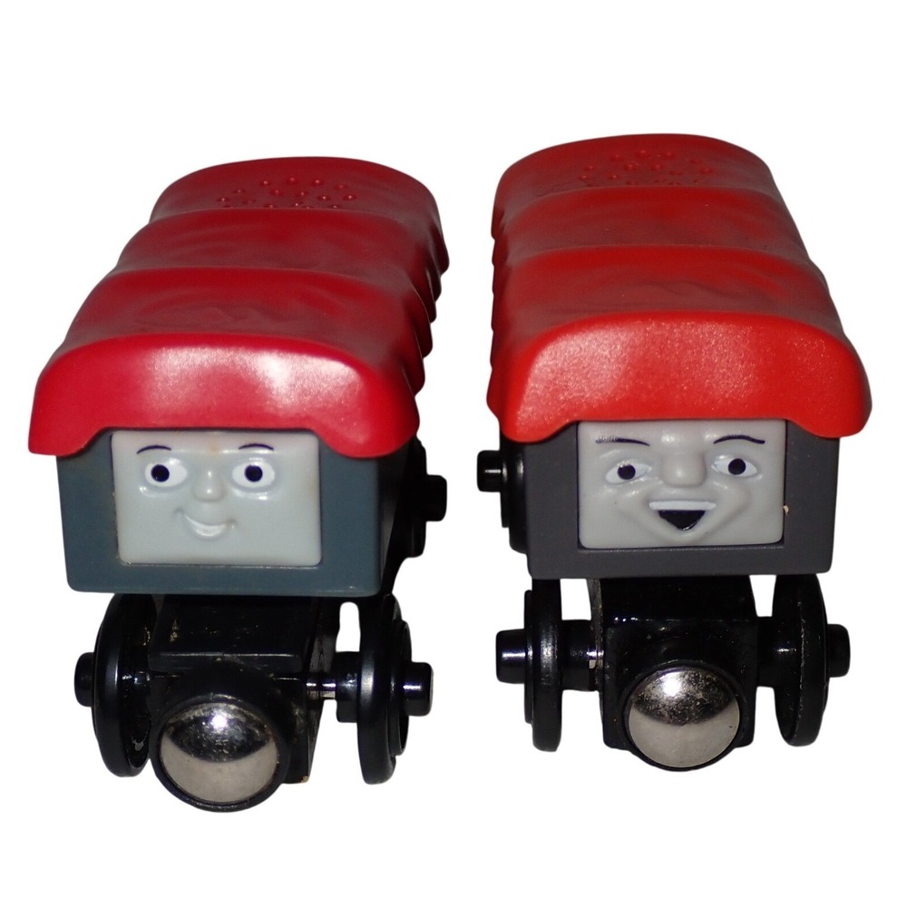 Thomas & Friends Giggling Troublesome Truck Wooden Railway Toy Train Set of 2